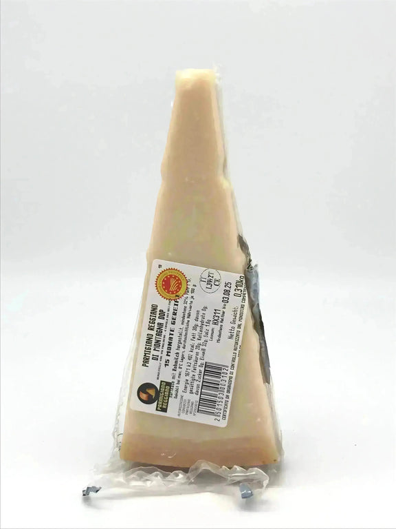 Parmigiano Reggiano DOP di Montagna, Al Giunco, ca. 0,3 kg Stück, 15 Monate Al Giunco s.s.Società Agricola