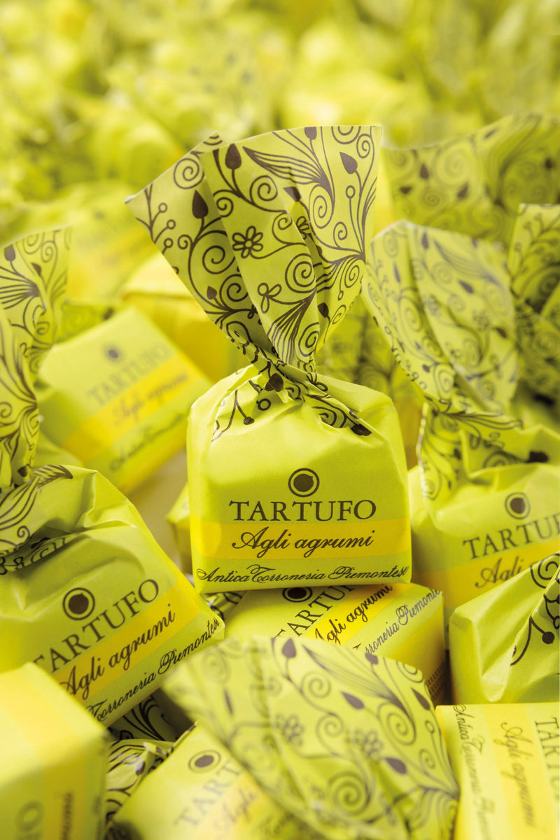 Tartufo dolce Agli Agrumi – weiße Schokoladentrüffel mit Zitrus & Haselnuss Antica Torroneria Piemontese